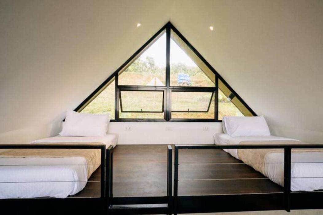 Grey Rock Mountain Cabin W/ Jacuzzi Balamban Экстерьер фото